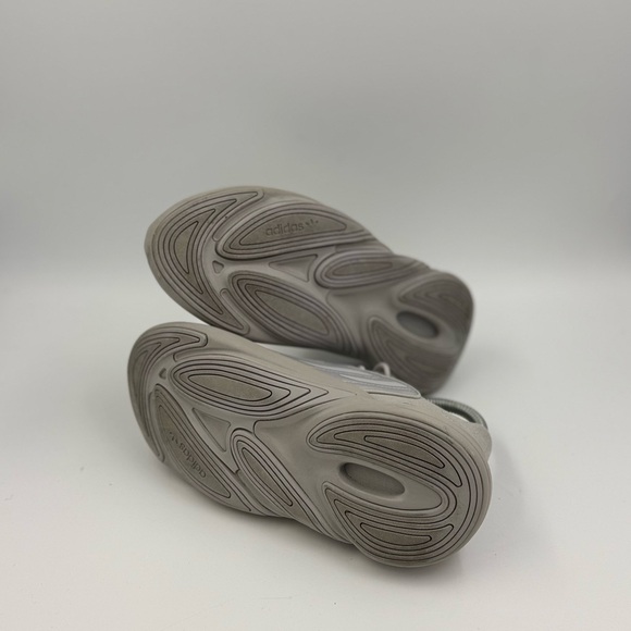 Adidas Mens H03133 Mettalic Gray Ozelia Low Top Lace Up Size 5 Trainers Shoes - Picture 4 of 6